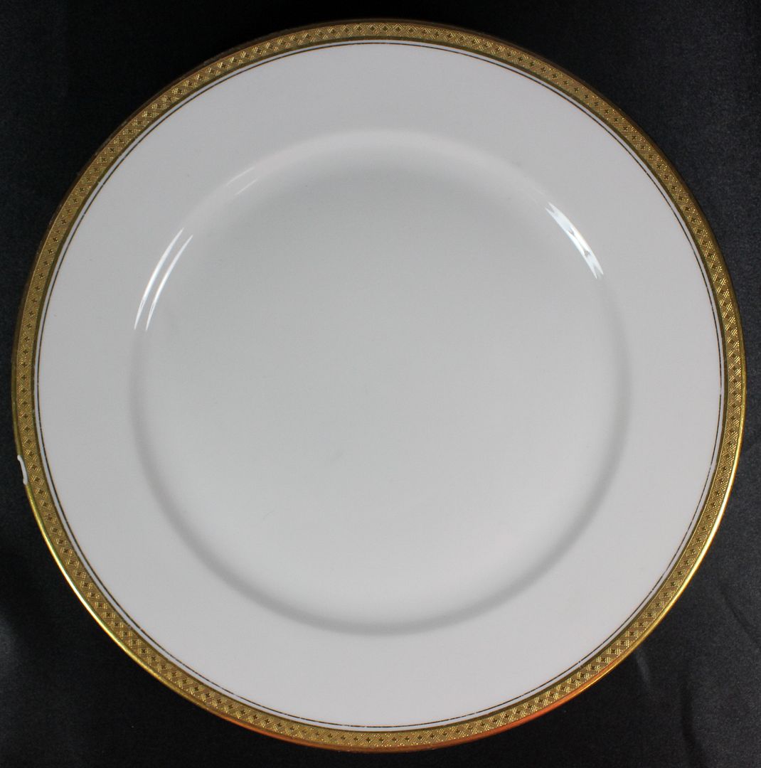 Vintage White Ceramic Gold Cross Rim ROSENTHAL Selb Bavaria DINNER PLATE